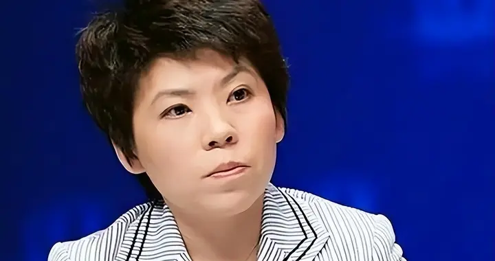 败光20亿、国籍问题、向洋人下跪，邓亚萍身上的标签到底是真是假