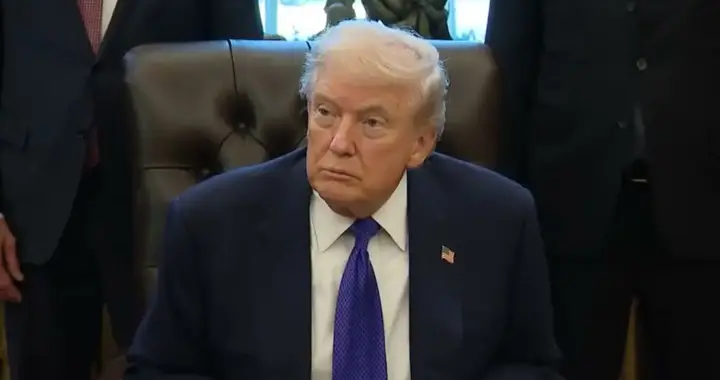 美国不当老二，中美刚吃完晚宴，特朗普砸百亿美金，要废中国王牌