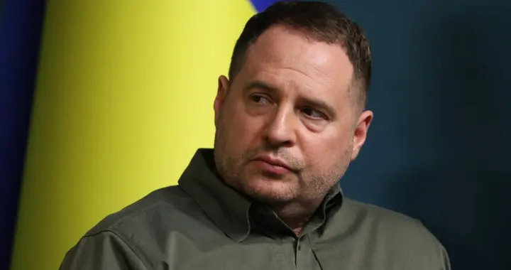 乌克兰迎来至暗时刻，普京与特朗普悄悄联手，泽连斯基或被迫下台