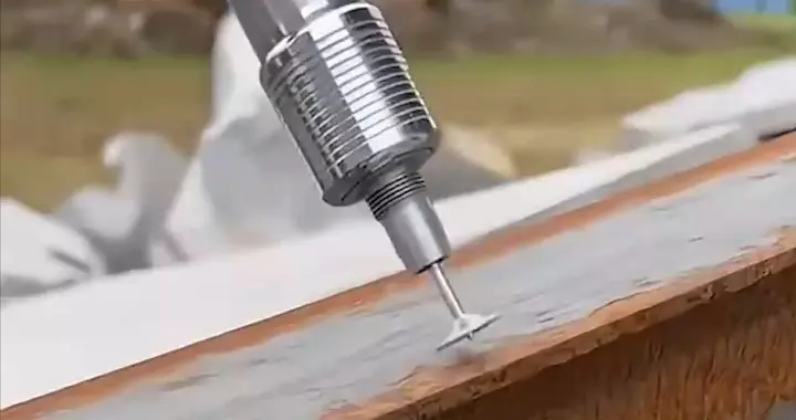 别拿钉枪不当枪，瞬间击穿钢板的炮钉枪，工作原理是什么？