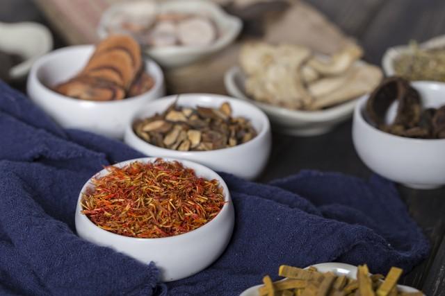 千年古方竹叶石膏汤：热病康复期的东方智慧，让“虚火”不再缠身