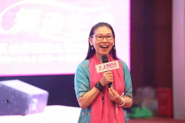 《舞动生命双丝带莲城之爱》公益健康活动许昌站圆满结束