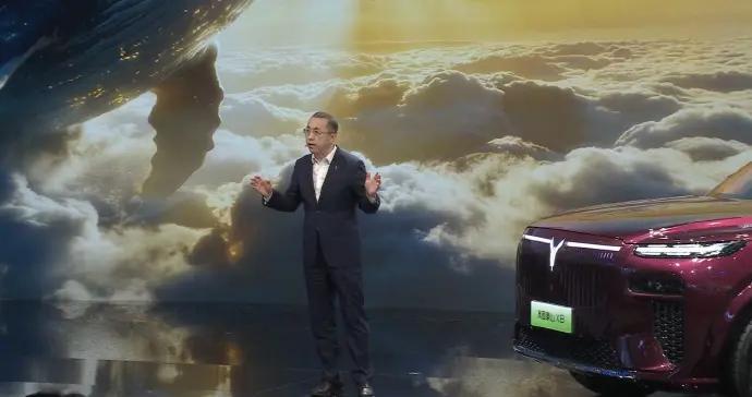 智驾全面进阶，岚图夯实三十万级标杆