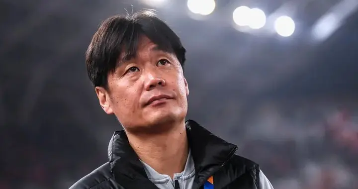 再见海牛？传李霄鹏将带蒿俊闵离队，或重返泰山？兰克尔提前离场