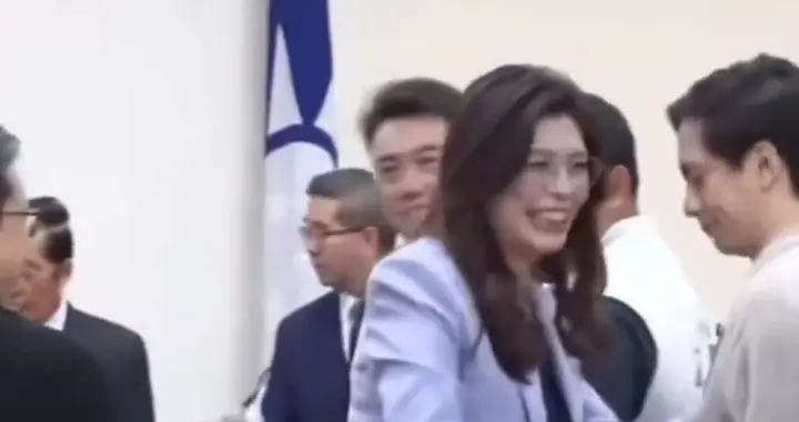 4月7日上午郑丽文在国民党中央党部召开"2026和平之...