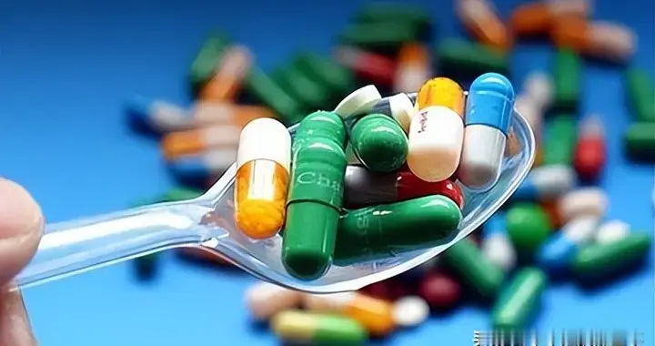 这些药掰开吃等于服毒？药师揭秘5类致命剂型