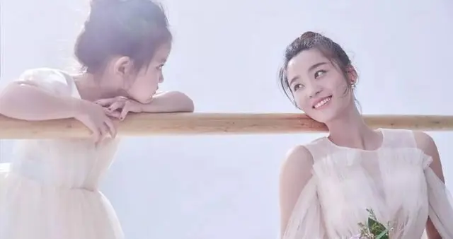 人到中年，怕什么孩子不听话老公不靠谱，哄好自己最重要