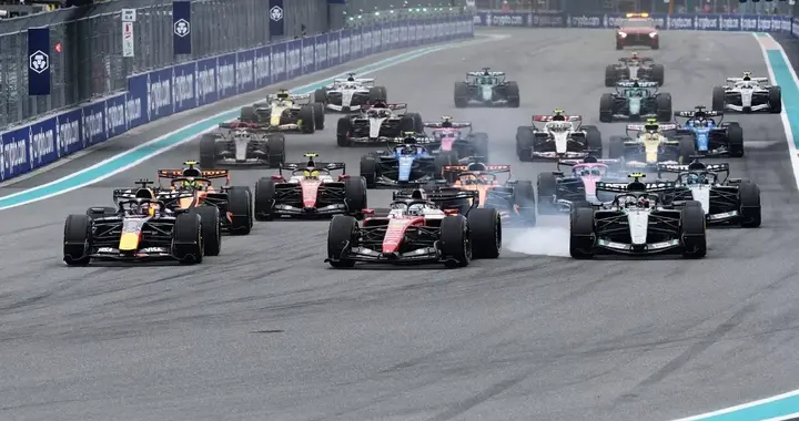 安东内利豪取F1赛季三连冠！迈凯伦双车登台迈阿密大奖赛