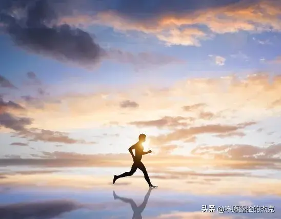 告诉孩子：不管做什么事情，能坚持做一辈子才能做好