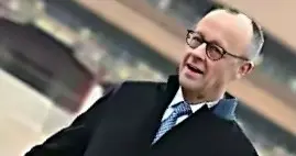 德国刚签完大单就翻脸？看懂这出“双簧戏”，才知道谁在走钢丝