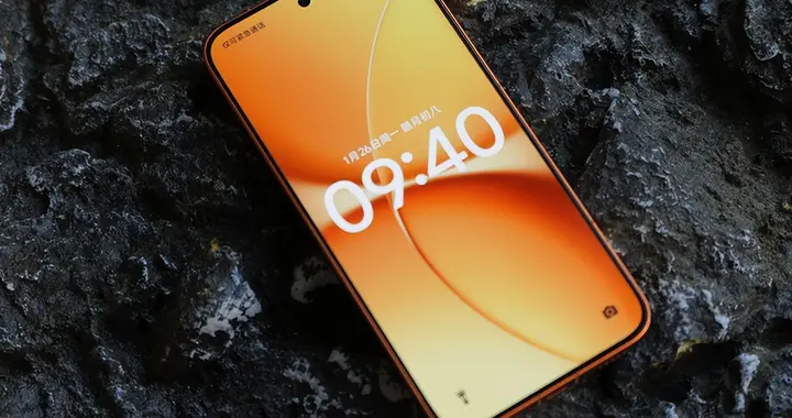 首销2小时创下销量纪录，9000mAh+天玑9500s，16GB+1TB降至新低