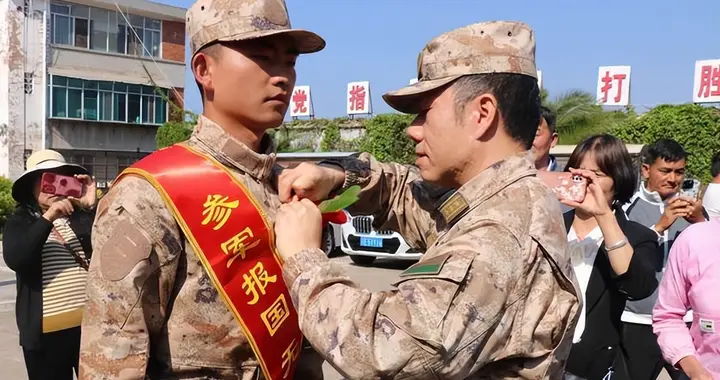入伍前，国家为何要注销新兵的原户口？不这样做，后果可能很严重