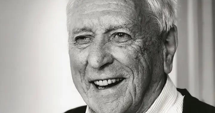 特朗斯特罗姆：果戈里