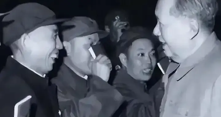 1991年苏联解体，王震得知后泪流满面：其实我们当初都误解主席了