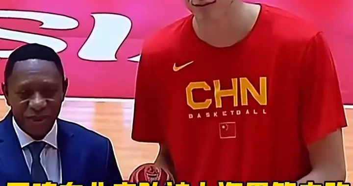 周琦满世界旅游，国家队内线缺人手