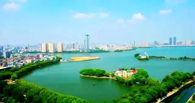 外地人疯狂涌入！房价白菜价、美食吃不完，南昌幸福感凭什么这么