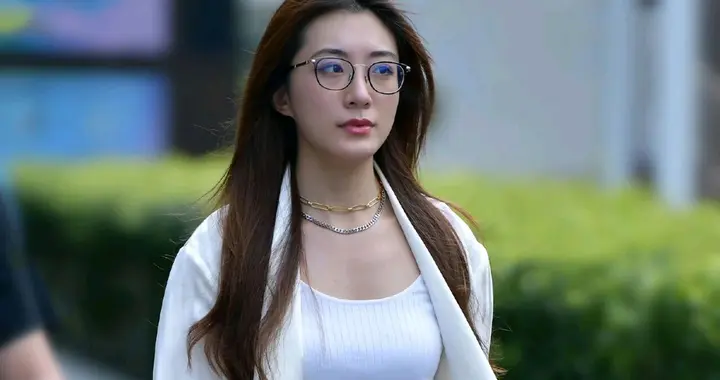 干练大方的穿搭