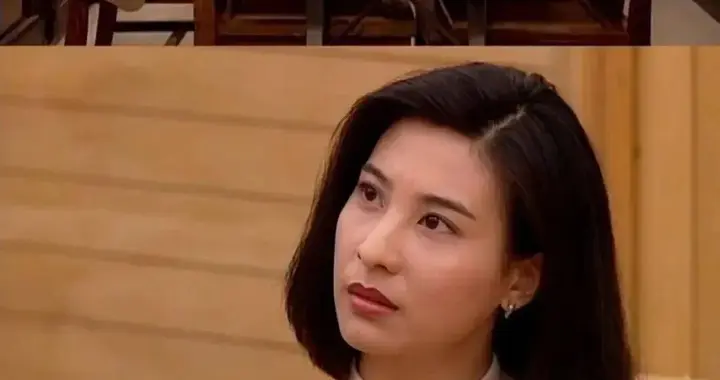 林漪娸揭“伸舌”往事：比职场霸凌更可怕的，是受害者不敢说！