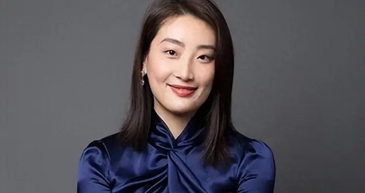 宗庆后生前棋局“生效”，私生子传喜讯，网友：难怪宗馥莉要辞职