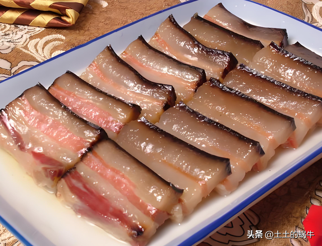 江西十大硬菜！辣得通透，鲜得霸道，广东人表示连汤汁都想打包！