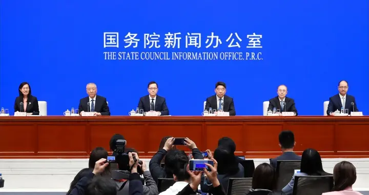 一年贡献1.65万亿的税，但为何国家却突然开始重拳整治烟草行业？