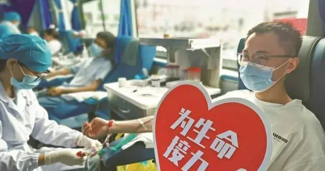 当献血变成“任务”，人民日报为什么说“不可强制”？