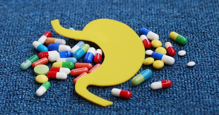 反流性食管炎总复发？3个中成药别乱吃！对症才有效