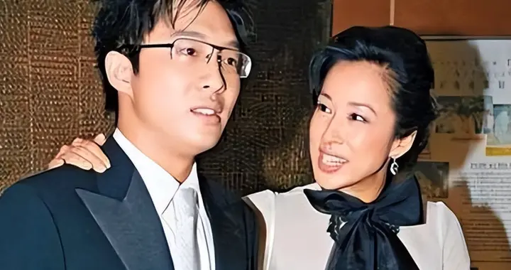 朱玲玲：曾经也想放下霍震霆，奈何离婚20年，小儿子始终没后妈