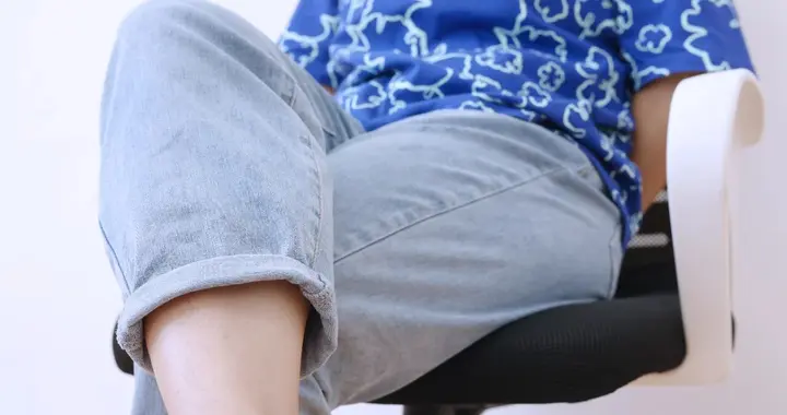 当身体出现3个表现时，或表明胆固醇已升高，建议少吃这些食物