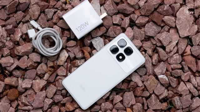 2000元左右高性价比手机推荐：配置丰富，体验实用性强