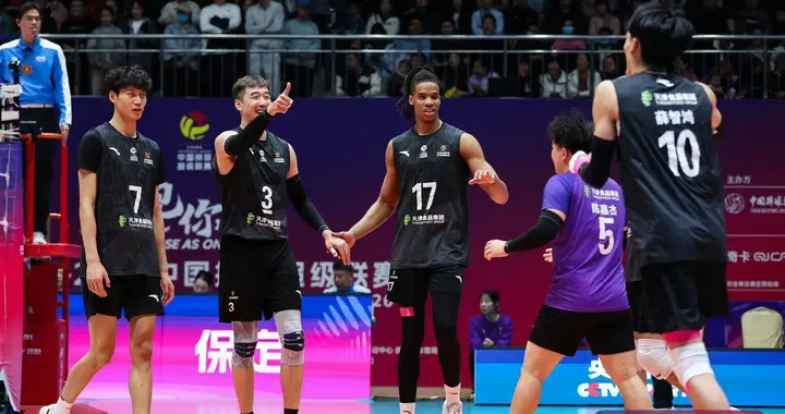 富恩特斯27分 温子华25分 天津男排力克河北夺冠球评 技术统计