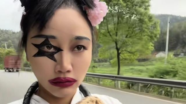 请叫我猴哥：看样子这是准备去翻拍电影啊