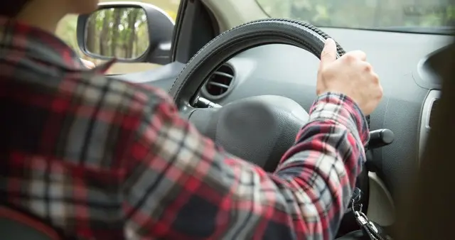 开车技术好不好，刹车片换得勤不勤就知道