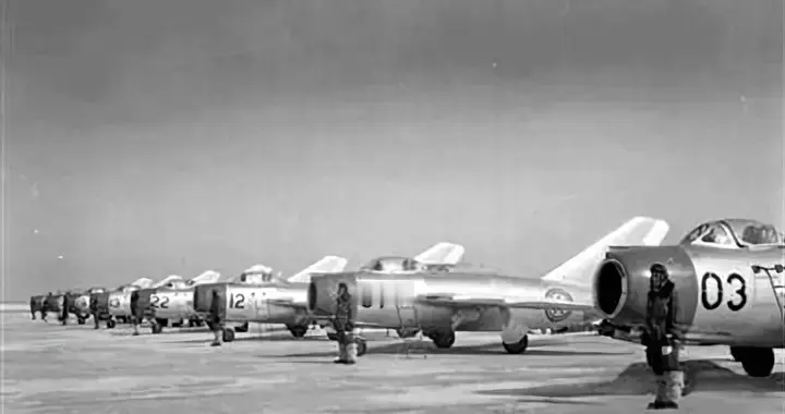 击雷电射流星：1951年1月21日空战3比1，中苏美三方资料