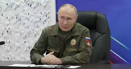 普京表态：俄军继续扩展安全缓冲区