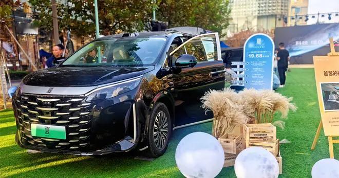 2026款夏：让MPV成为承载家庭幸福的“移动生活空间”