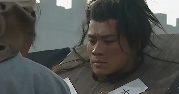 武松刺配上路，施恩送来两只烧鹅，为什么这个片段让人感动？