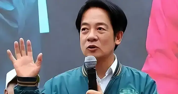 仗还没打，赖清德穿防弹衣坐装甲车，军演先练逃命，彻底成了笑话