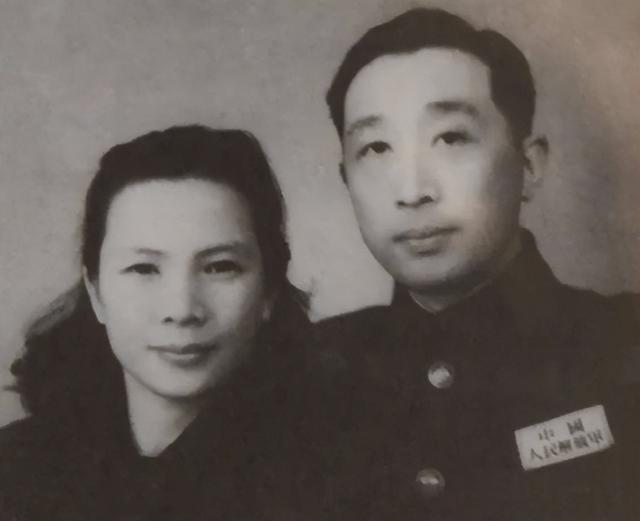 72年，一妇人带着证据找到中南海申冤，毛主席发火：去叫叶帅过来