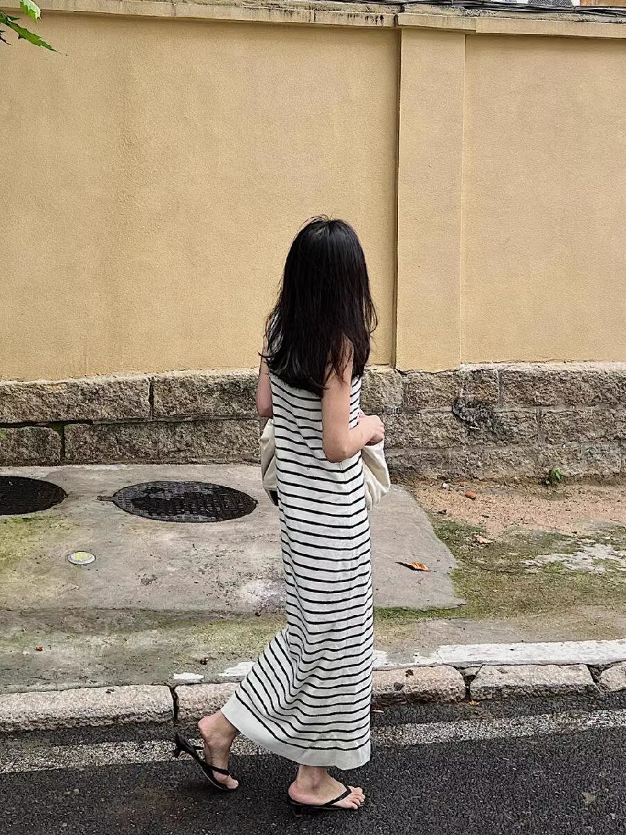 2025新款夏季海边度假小众宽松辣妹长款