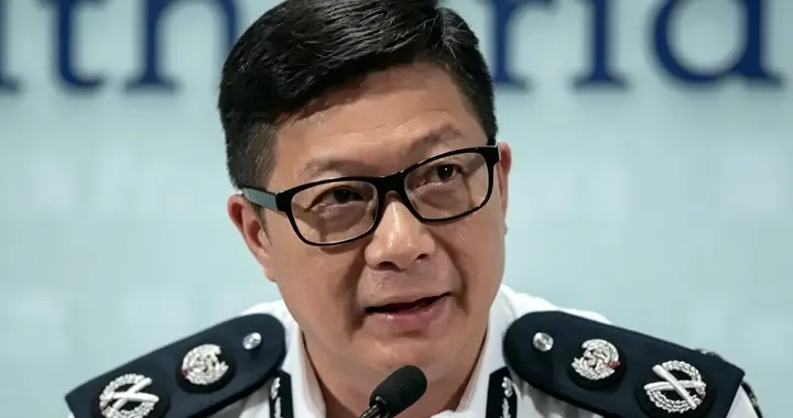 毫无底线！港灿把大陆游客当乞丐扔硬币拍视频，绝不能姑息纵容