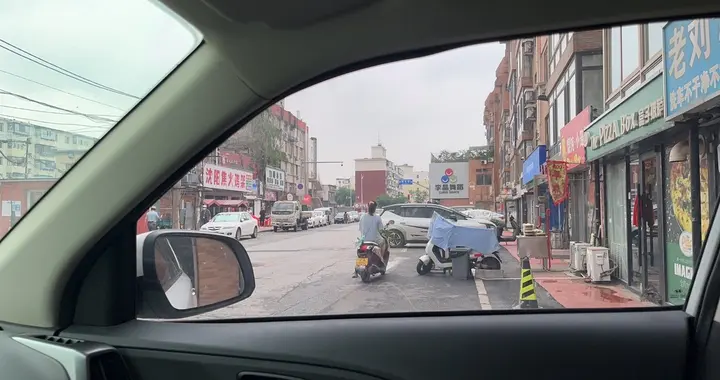 燃油车还有哪些地方能吸引你？答，人穷算不算