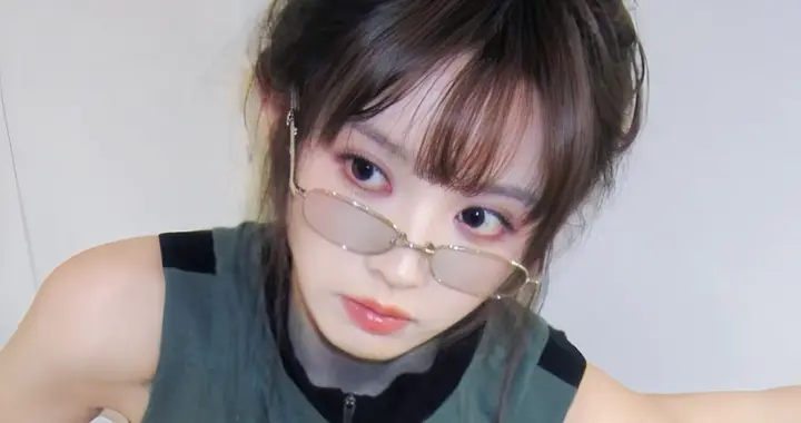 美女壁纸第7420期—田曦薇