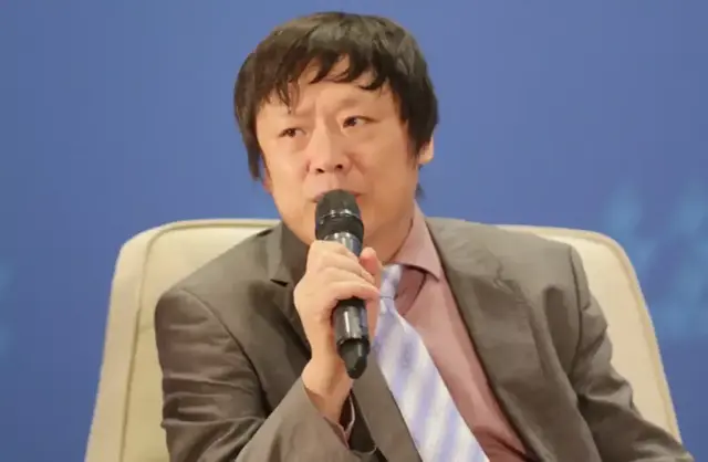 胡锡进退出股市连发两篇网络小文是假的读者应明辩