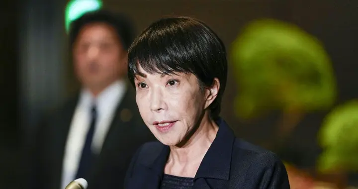 反华反到命脉上，2000多家日企破产，高市对华改口，中方救不救？