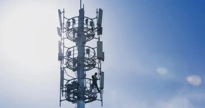 三大运营商税率调整，对股票什么影响，最终会转嫁给消费者吗？