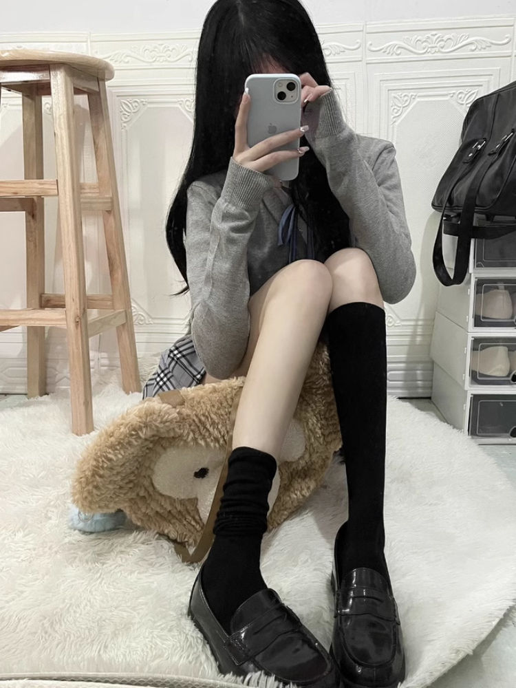 黑色小腿袜+JK制服，春夏甜美穿搭分享！