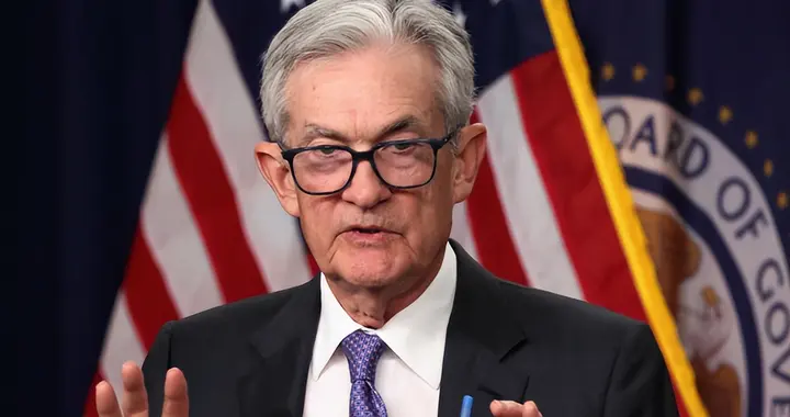 美联储内部彻底撕裂，年内第三次降息，反对票创记录