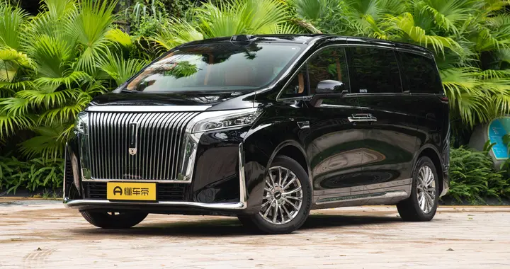 家用MPV怎么选？魏牌高山7凭何受青睐？看完这几点你就明白了