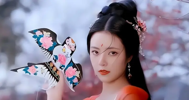 步步生莲：皇帝喜欢亲吻她的脚，她美到死后尸体被士兵们非礼